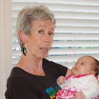 Catherine Lang Photo 7