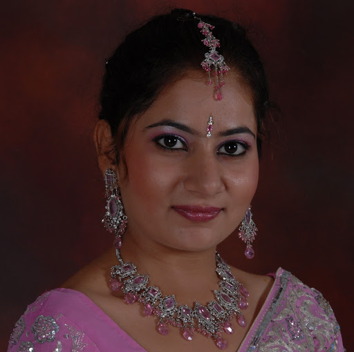 Sarabjeet Kaur Photo 19