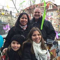 Lisa Quiroz Photo 31