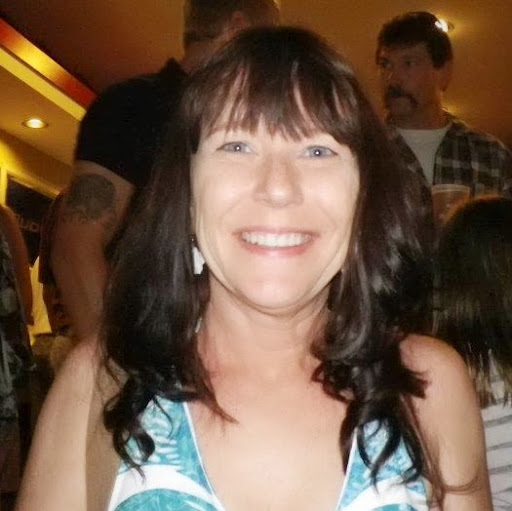 Lori Kline Photo 16