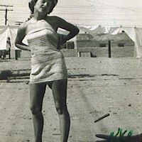 Muriel Brown Photo 32