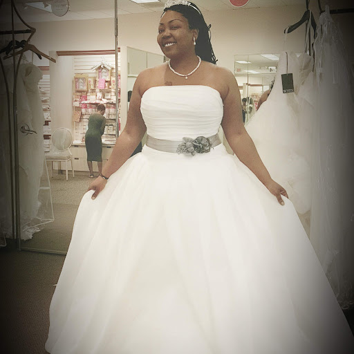 Kimberly Conaway Photo 33