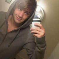 Alex Payne Photo 35