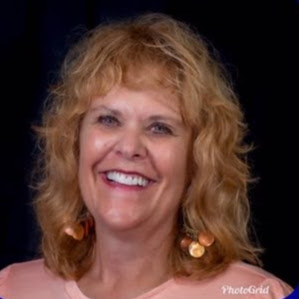Janet Wells Photo 32
