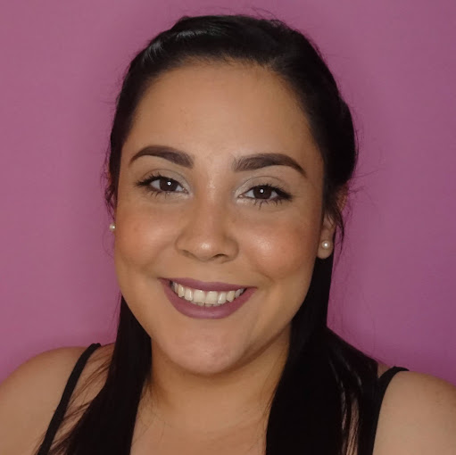 Alejandra Hincapie Photo 14