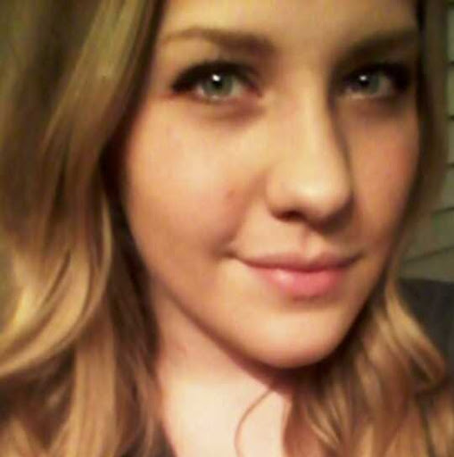 Sara Stephens Photo 31