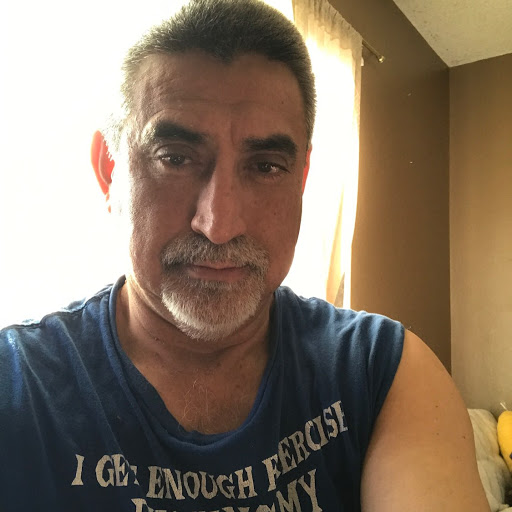 Hector Zaldivar Photo 12