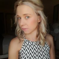 Brooke Baxter Photo 36