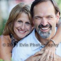 Angela Robbins Photo 38