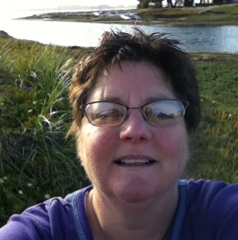 Ruth Davis Photo 28