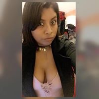 Laura Saldivar Photo 19