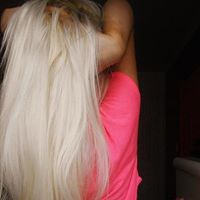 Alicia Brenner Photo 6