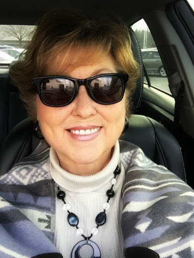 Ruth Robbins Photo 33