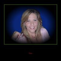 Paula Howell Photo 35