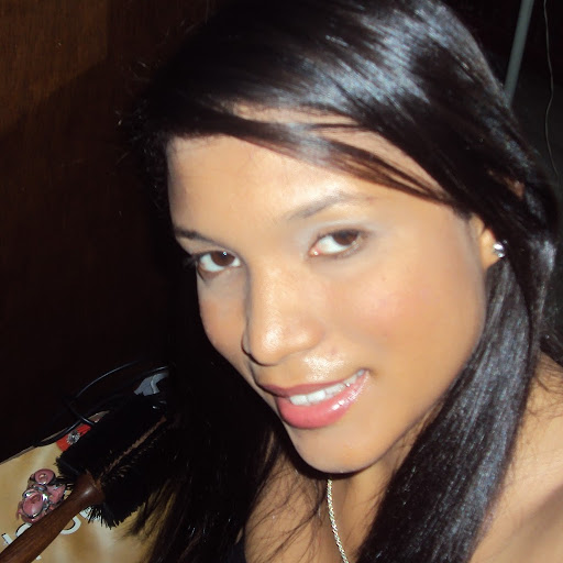 Nina Tapia Photo 26