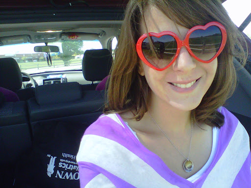 Sarah Perry Photo 22