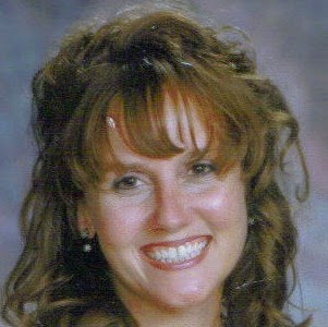 Beth Connelly Photo 24