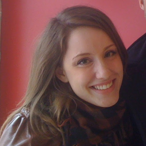 Laura Shaw Photo 21