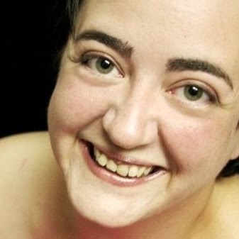 Chrissy Robinson Photo 27