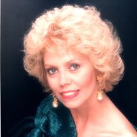 Jacqueline Glass Photo 21