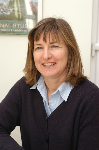 Carol Jones Photo 36