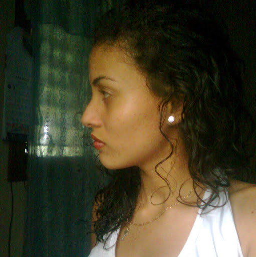 Karla Molina Photo 25