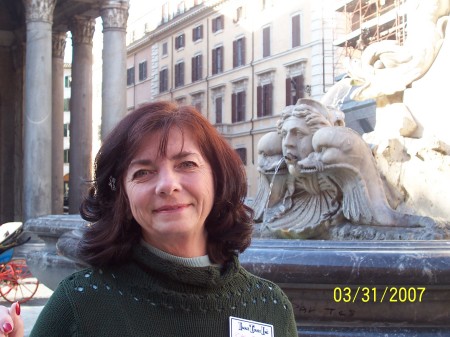 Kathleen Holt Photo 8