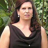 Teresa Castellano Photo 15