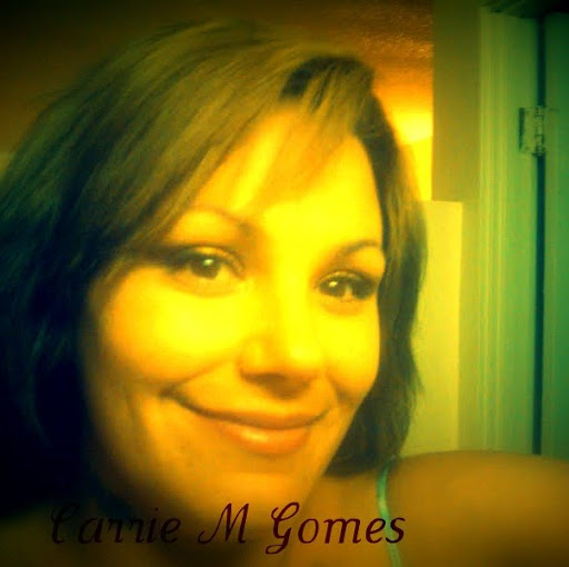 Carrie Gomes Photo 11