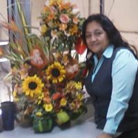 Lucia Villacis Photo 4
