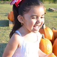 Kenia James Photo 3