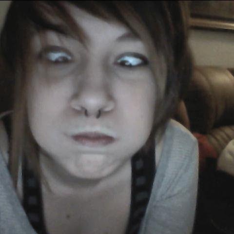 Hayley Nicholas Photo 12