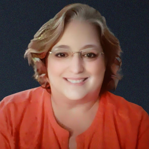 Debra Winter Photo 27