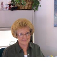 Debbie Hurt Photo 34