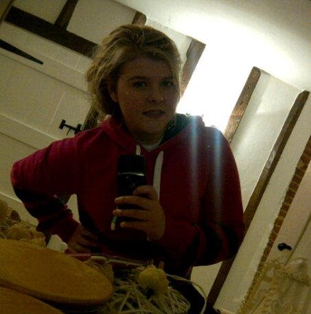 Katie Kenny Photo 28