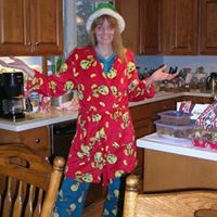 Elizabeth Lang Photo 18