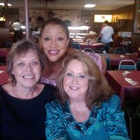 Sandra Ray Photo 24