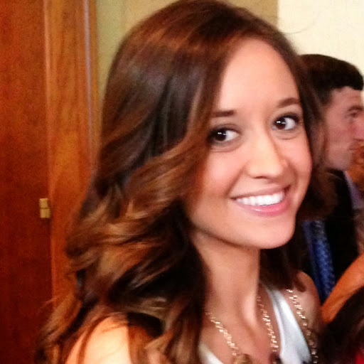 Anna Parks Photo 32