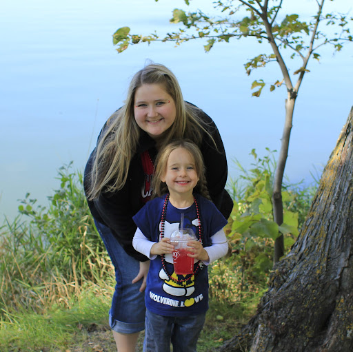 Krista Kirby Photo 17
