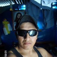 Moises Saenz Photo 11
