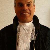 Steven Vlad Photo 7