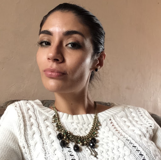 Gabriela Larios Photo 27