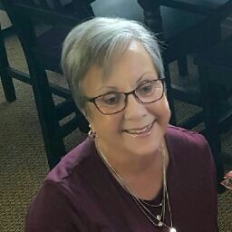 Jennifer Sutherland Photo 27