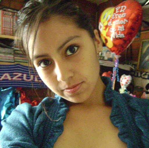 Marian Heredia Photo 13