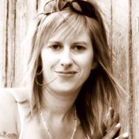 Christine Comeau Photo 36