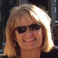 Linda Brooks Photo 36
