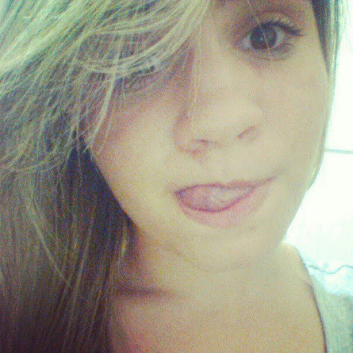 Kimberly Ferreira Photo 17