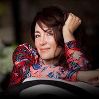 Melanie Simon Photo 37
