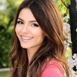Victoria Justice Photo 6