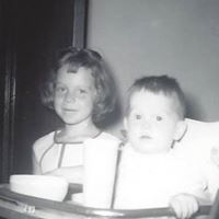 Anne Moffat Photo 19